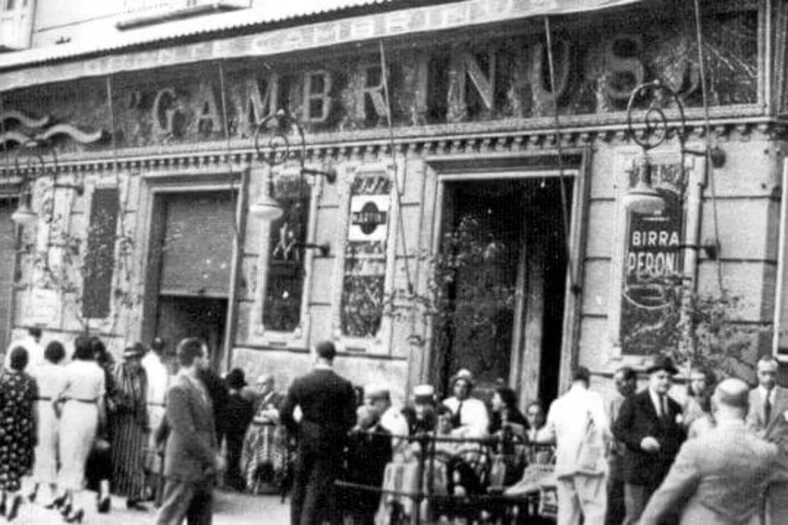 Cafè Gambrinus Naples. 