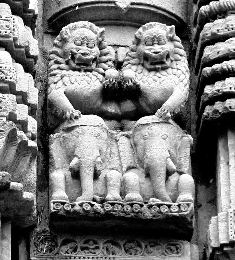 Triumphant lions dominating two elephants, eleventh century, base of a column at the Rajarani temple,Bhubaneshwar Triumphant lions dominating two elephants,
eleventh century, base of a column at the Rajarani temple,Bhubaneshwar
