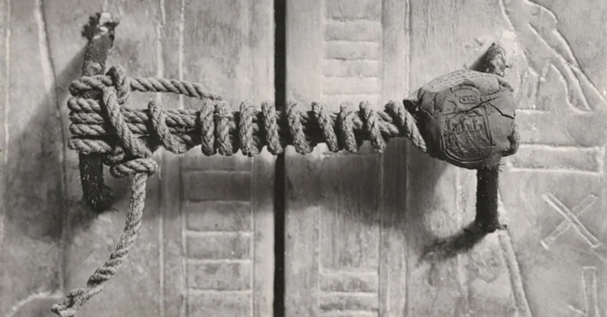 The unbroken seal on King Tutankhamun’s tomb, 1922. The king was buried in a series of four sarcophagi, which were in turn kept inside a series of five shrines. Harry Burton: Unbroken Seal on the Third Shrine (TAA622)- The Metropolitan Museum of Art.
